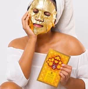 Zlatá listová maska - na suchú pleť a jej regeneráciu - s vitamínom E - SAL & SAFFRON