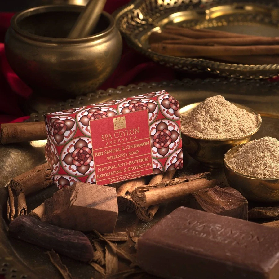 Antibakteriálne wellness prírodné mydlo ČERVENÉ SANTALOVÉ DREVO a ŠKORICA (RED SANDAL & CINNAMON)